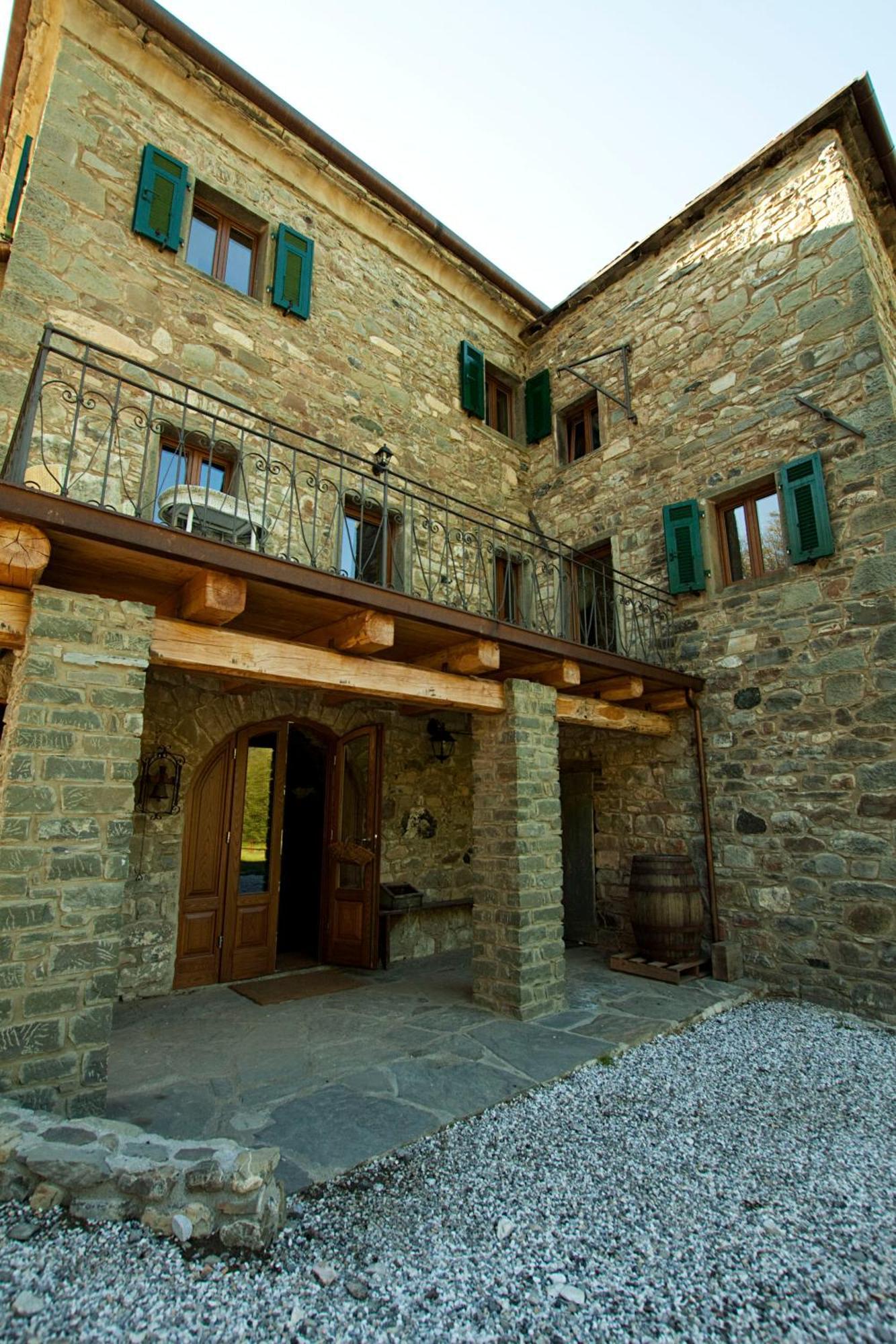 Mulino Marghen - Restored Watermill - Accomodation And Retreat Center Zeri Exterior photo