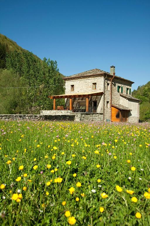 Mulino Marghen - Restored Watermill - Accomodation And Retreat Center Zeri Exterior photo